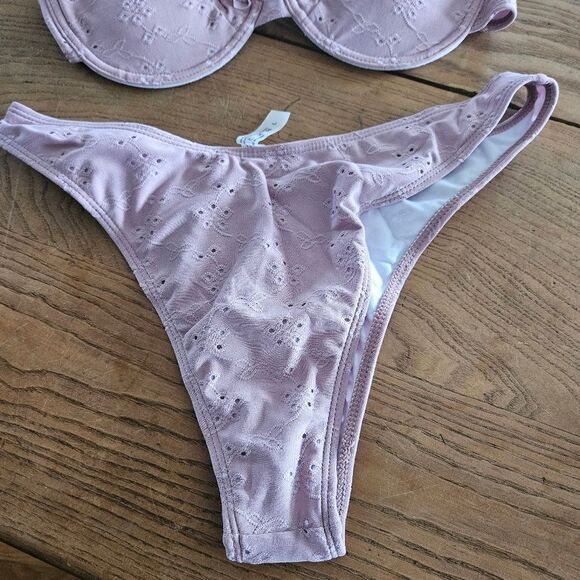 New SHEIN Pink Underwire Bikini Set “L” | Fashionable Beachwear Suits - Picture 2 of 4